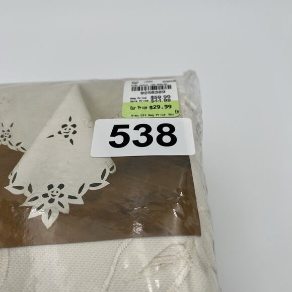 Lintex Linens Floral Classic Ivory Embroidered Tablecloth 60X120 Rectangle NEW - Picture 5 of 13